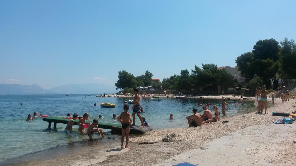 Apartments Dragan Трогир Екстериор снимка